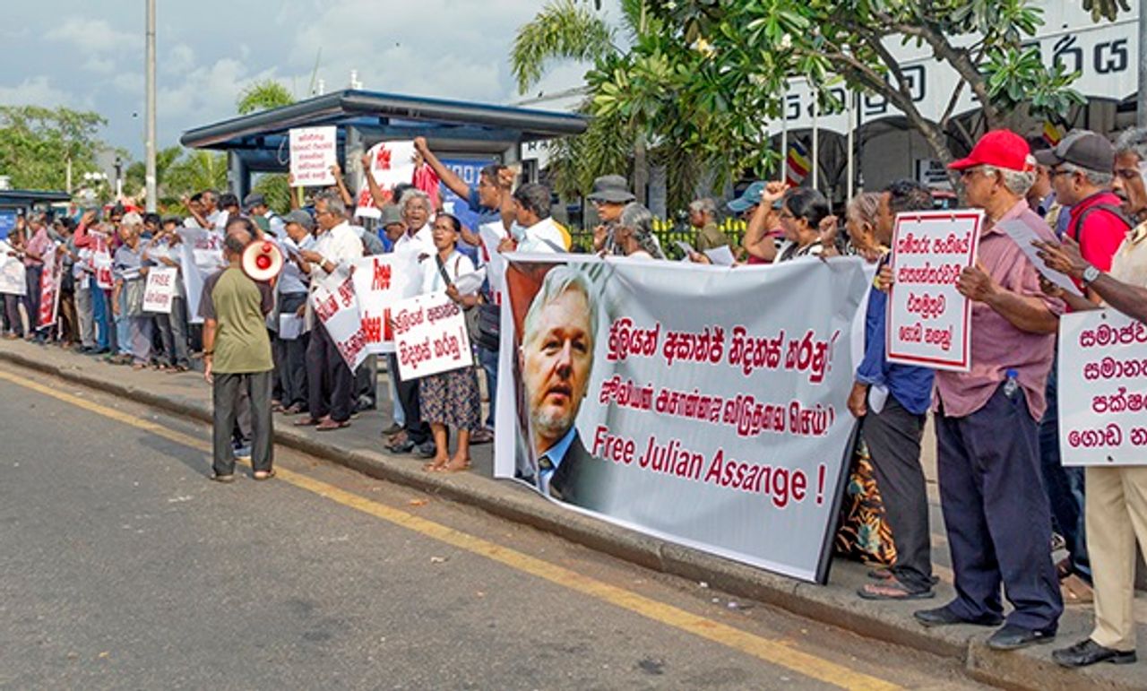 Sri Lankans demonstrate for freeing war crimes whistleblowers Julian Assange and Chelsea Manning