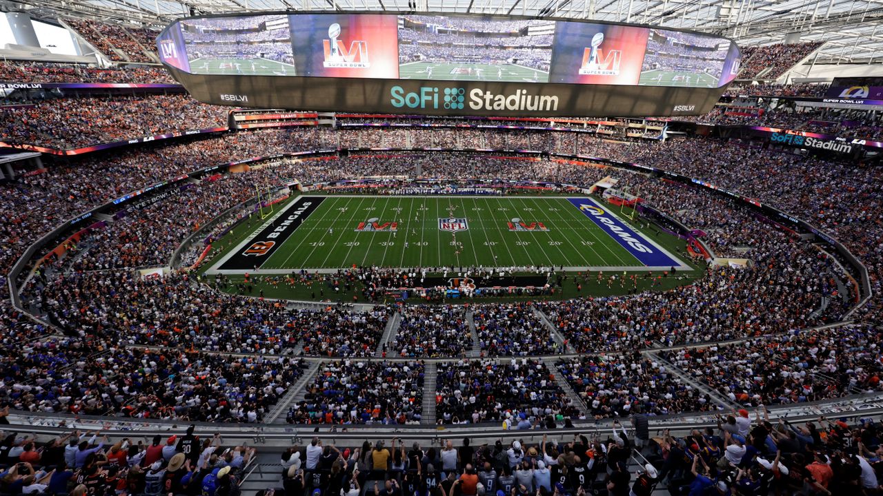 How many fans are at Super Bowl 2021? Official attendance