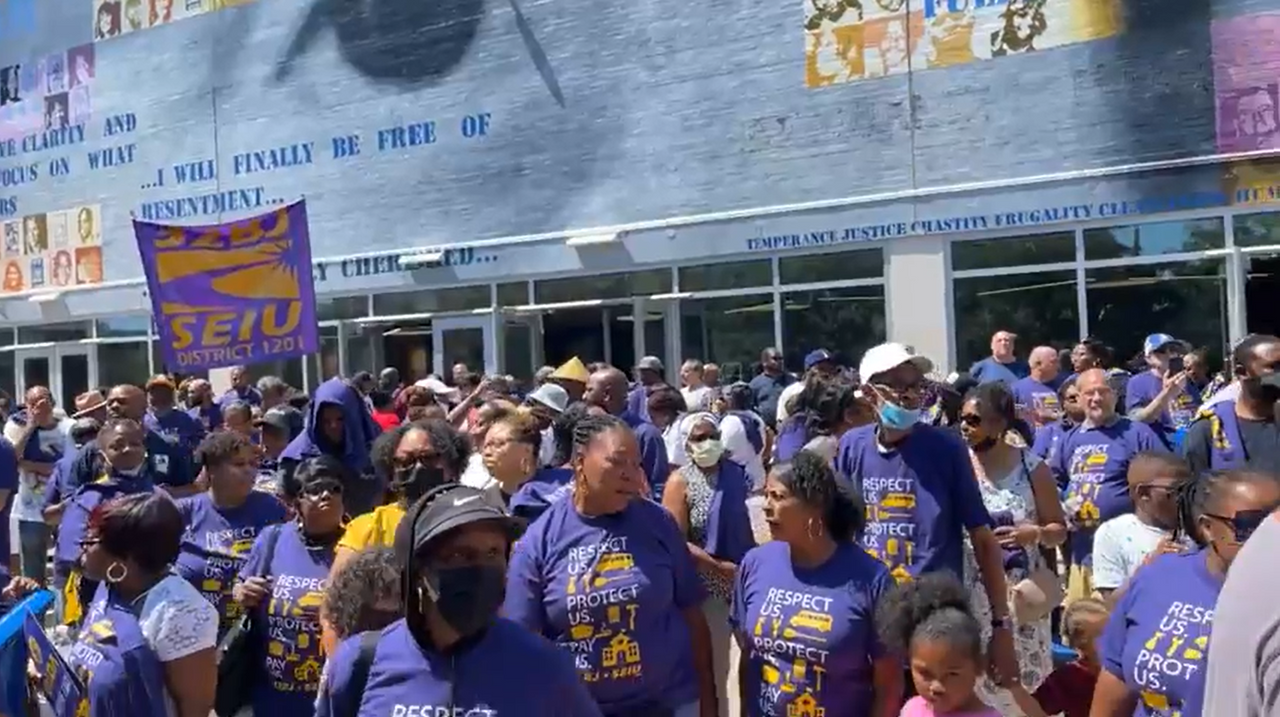 SEIU Abruptly Cancels Strike For 2,000 Philadelphia School Workers In ...