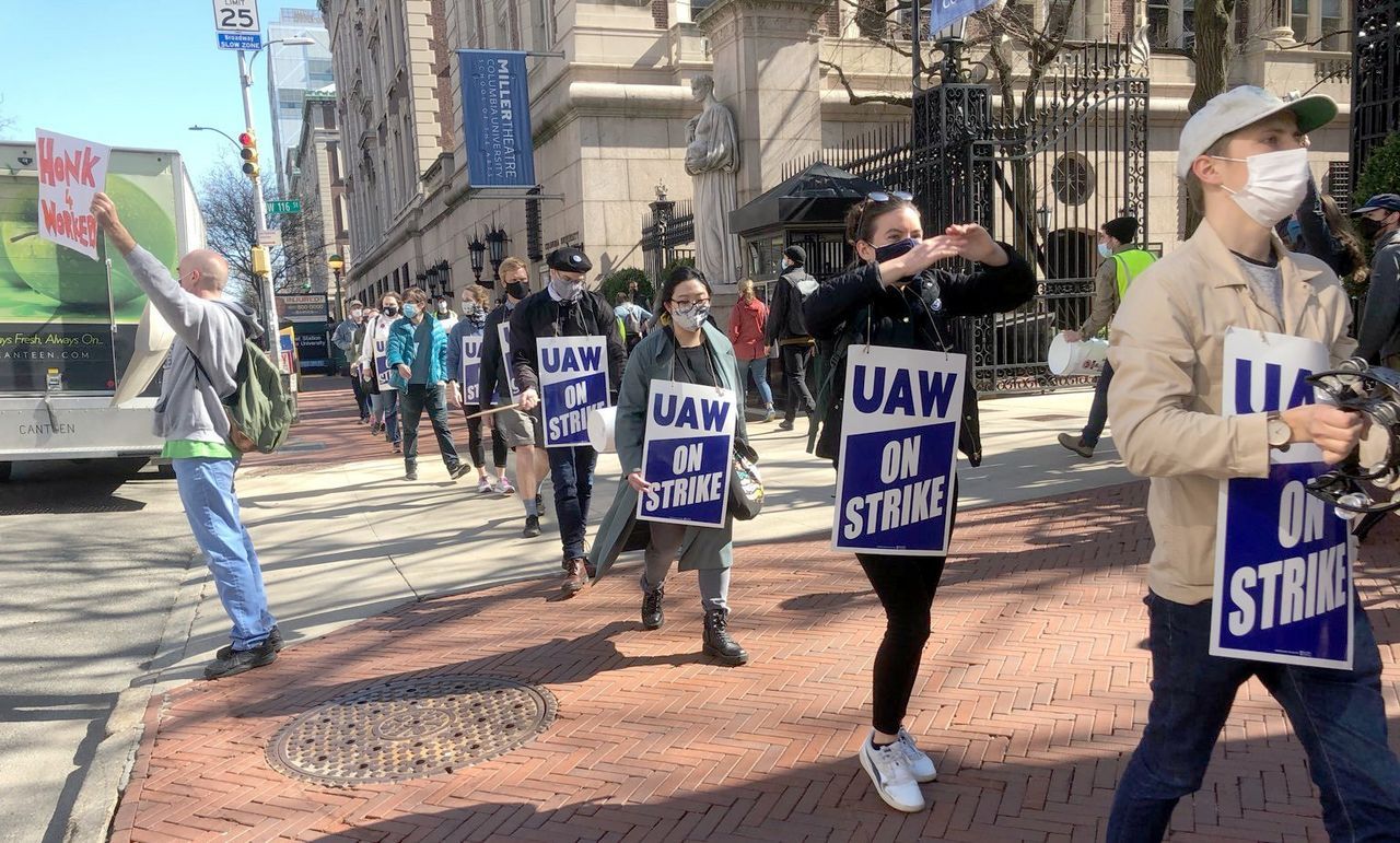 Columbia Graduate Workers Defy UAW, Vote Down Sellout Contract - World ...