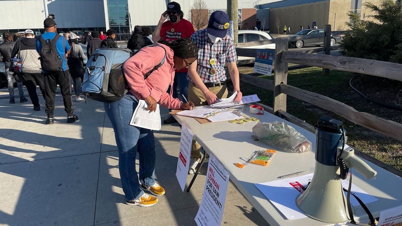 UAW members demand extension of voting deadline in national union