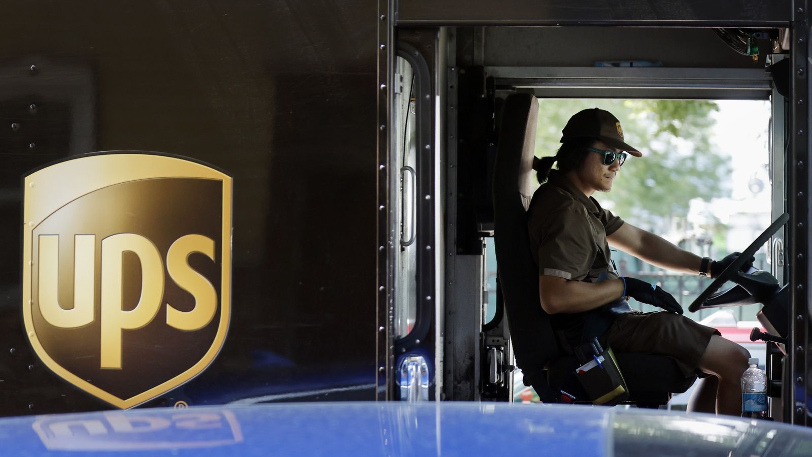 UPS part-timer in New York City speaks out against mass layoffs