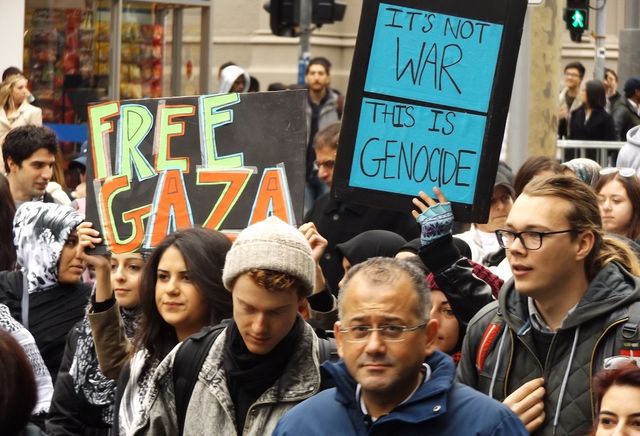 Australia: Demonstrators denounce Israeli invasion of Gaza - World ...