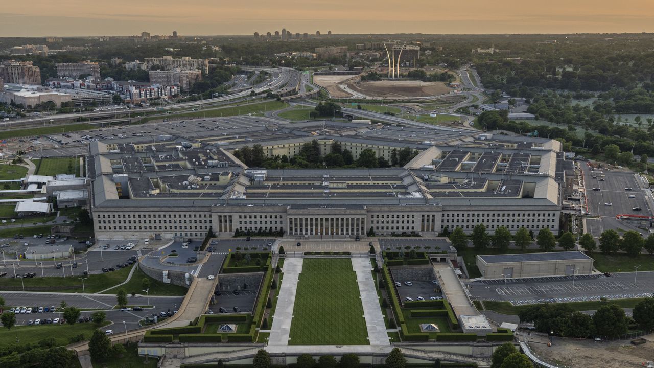 In bipartisan vote, US Congress authorizes record Pentagon budget A