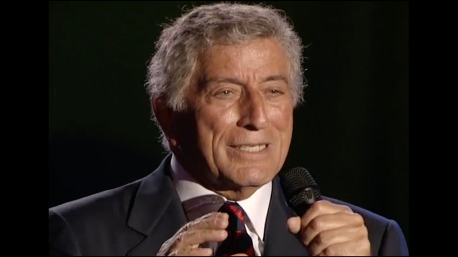 PEOPLE MAGAZINE - AUGUST 07, 2023 - TONY BENNETT (1926 / 2023) THE  INCREDIBLE LIFE OF A LEGEND