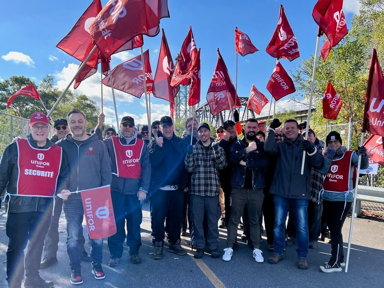 Strike By Canadian-based Operators Paralyzes St. Lawrence Seaway ...