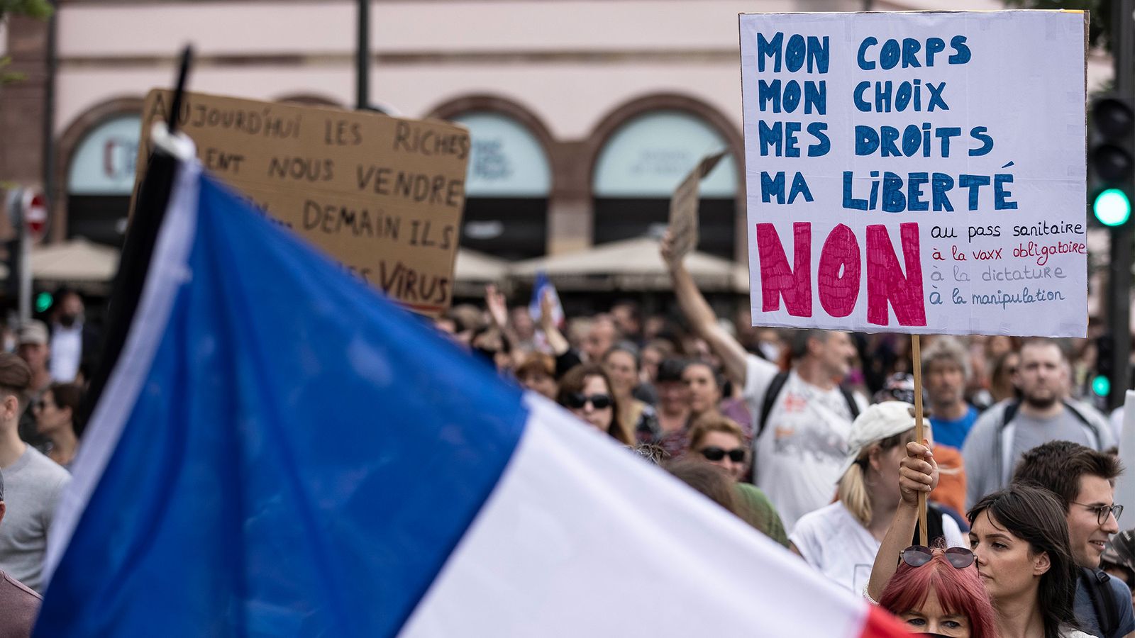 Французские мореноисты призывают профсоюзы присоединиться к протестам  против вакцинации - World Socialist Web Site