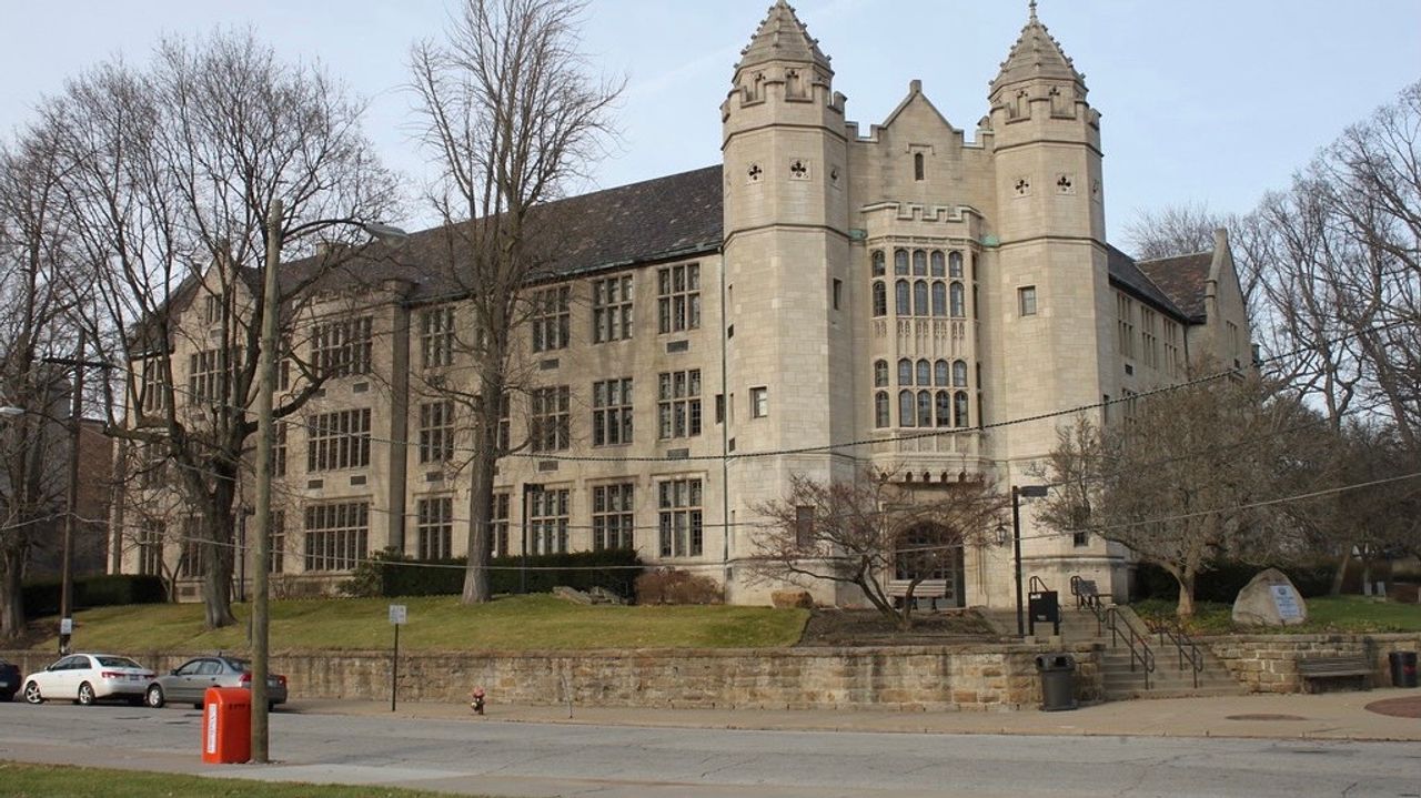 faculty-strike-looms-at-youngstown-state-university-after-trustees