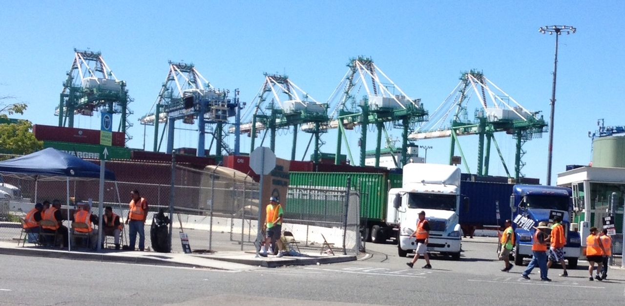 Teamsters shut down truckers strike at southern California ports