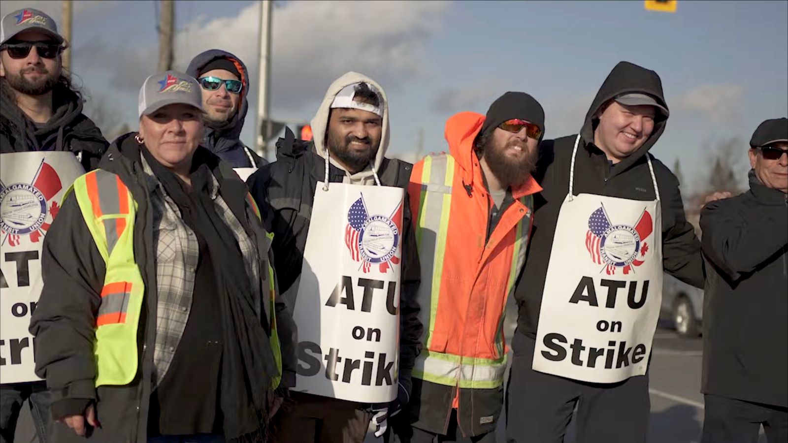 Hamilton, Ontario transit workers must Vote “No” on sellout contract ...